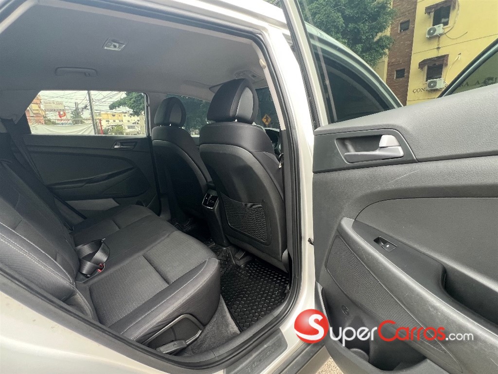2017 Hyundai Tucson — foto 10 / 12