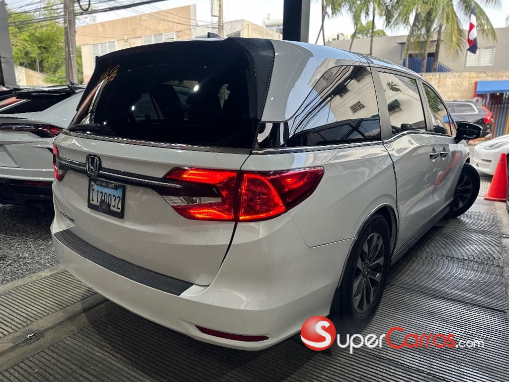 2022 Honda Odyssey EXL — foto 3 / 9