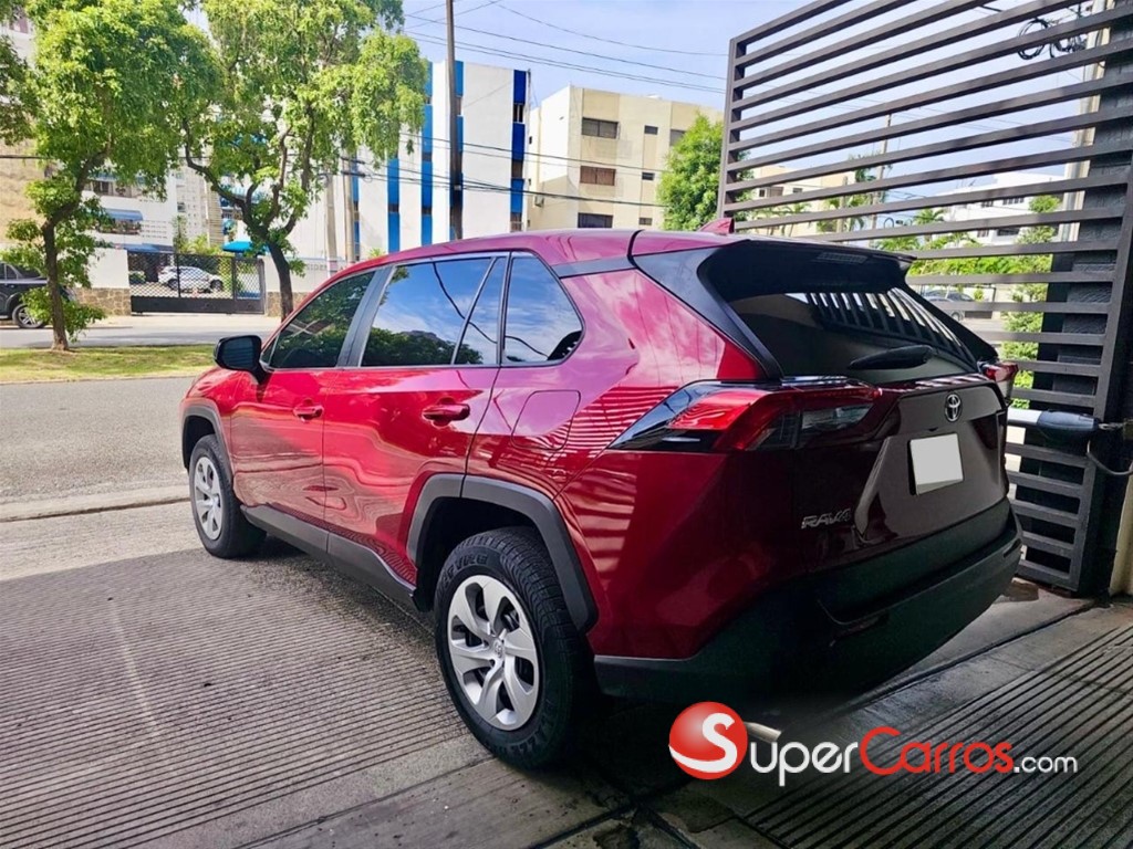 2022 Toyota RAV4 LE — foto 6 / 12