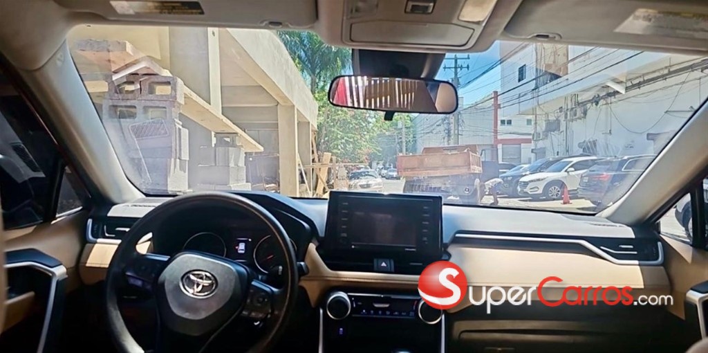 2022 Toyota RAV4 LE — foto 9 / 12