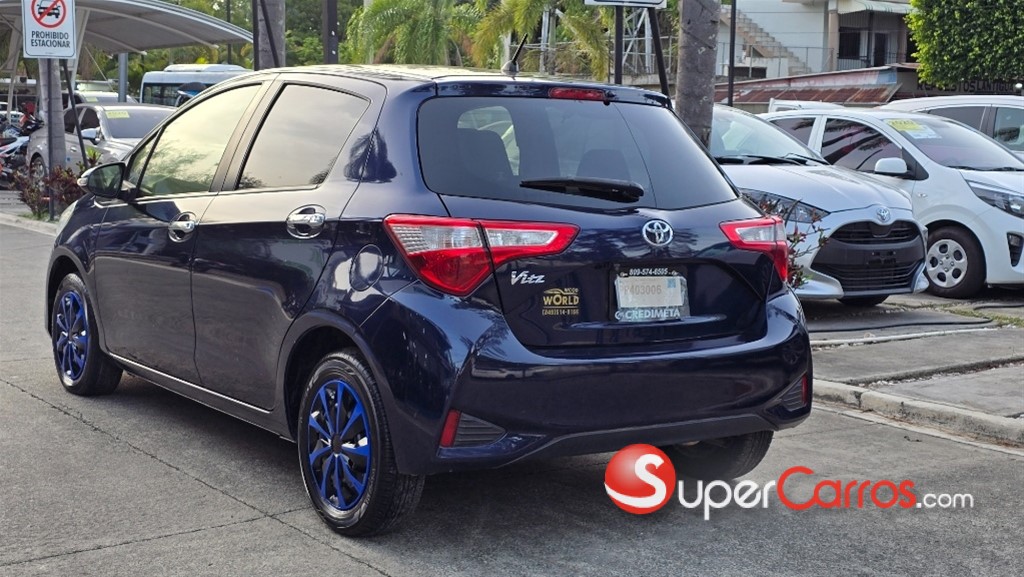 2019 Toyota VITZ — foto 4 / 12