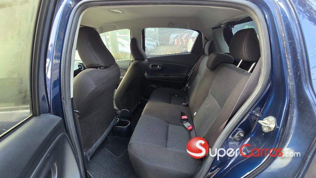 2019 Toyota VITZ — foto 7 / 12