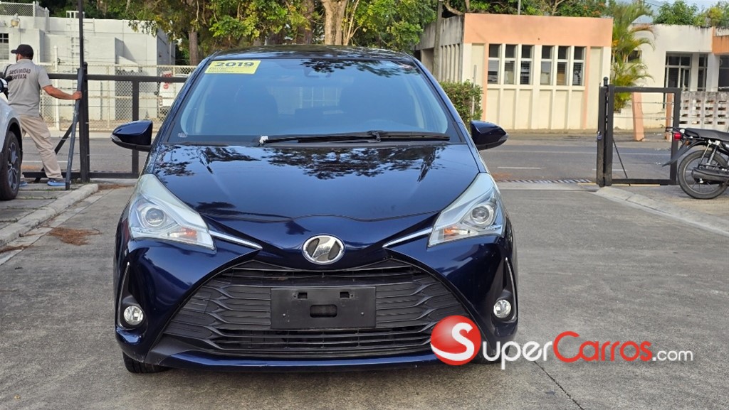 2019 Toyota VITZ — foto 12 / 12