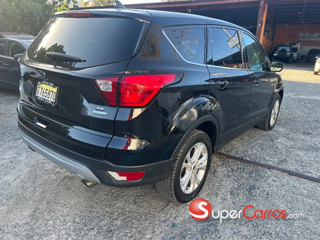 2019 Ford Escape SEL — foto 2 / 12