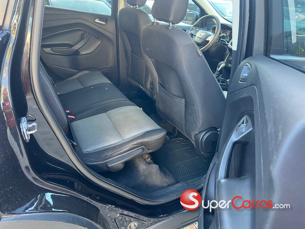 2019 Ford Escape SEL — foto 8 / 12