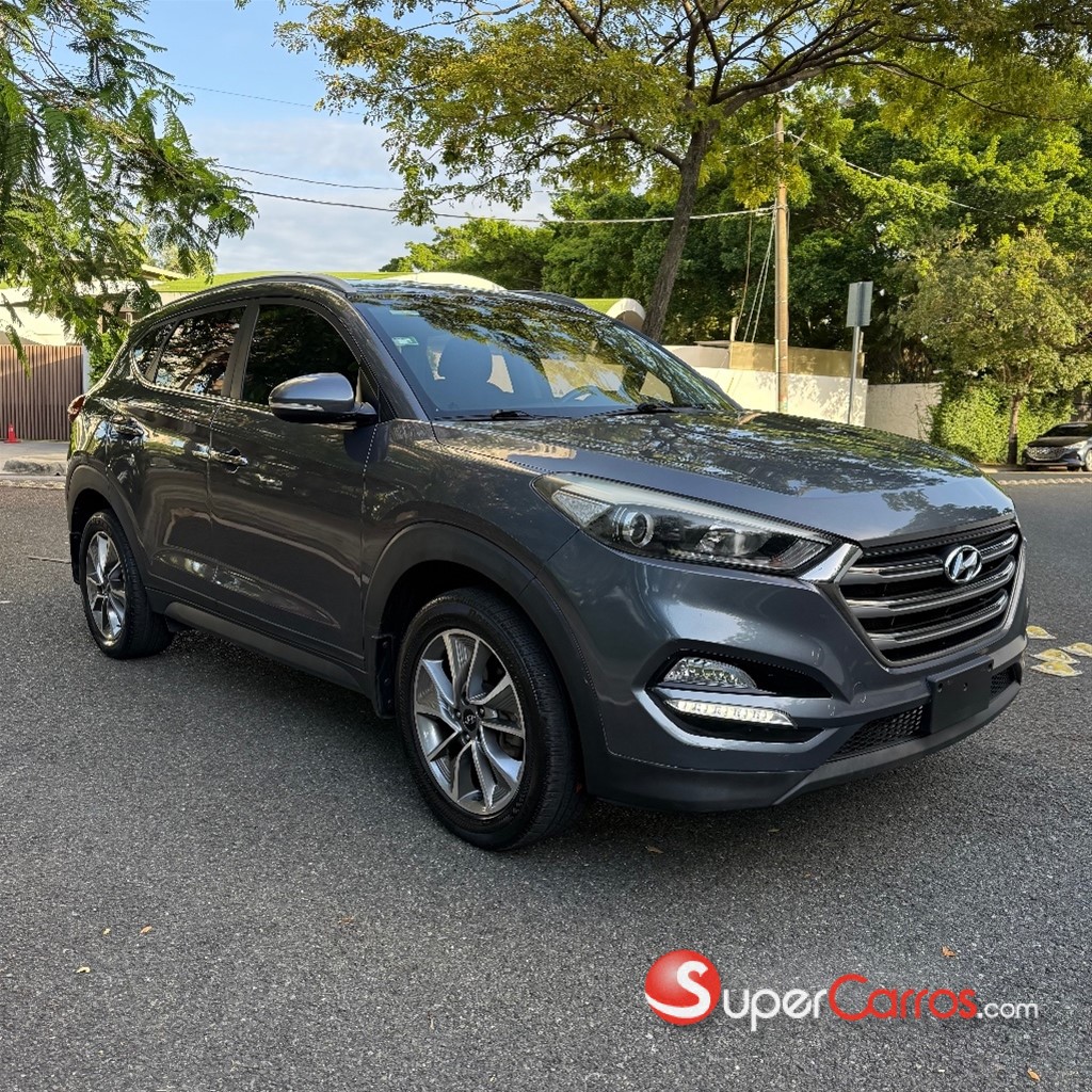 2018 Hyundai Tucson Signature — foto 2 / 12
