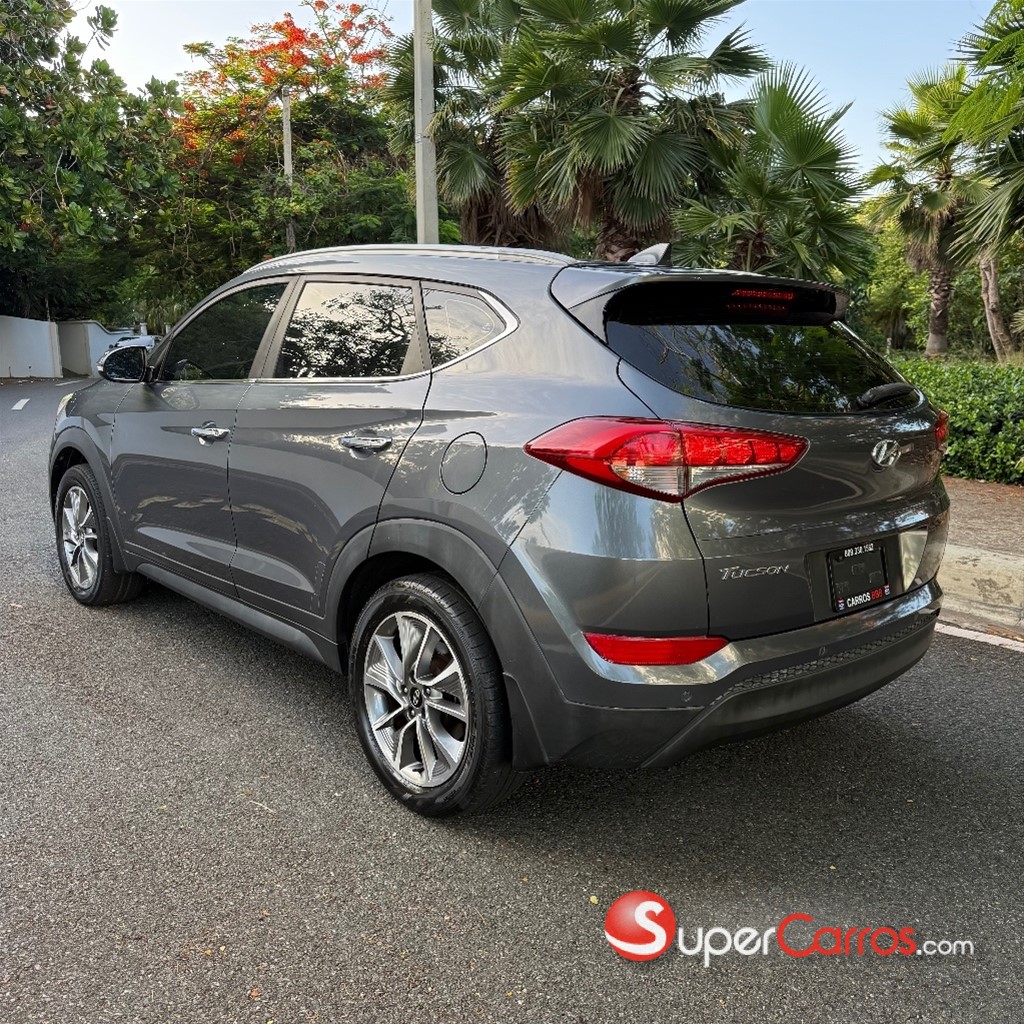 2018 Hyundai Tucson Signature — foto 3 / 12