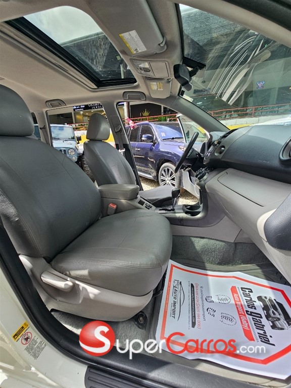 2011 Toyota RAV4 — foto 10 / 10