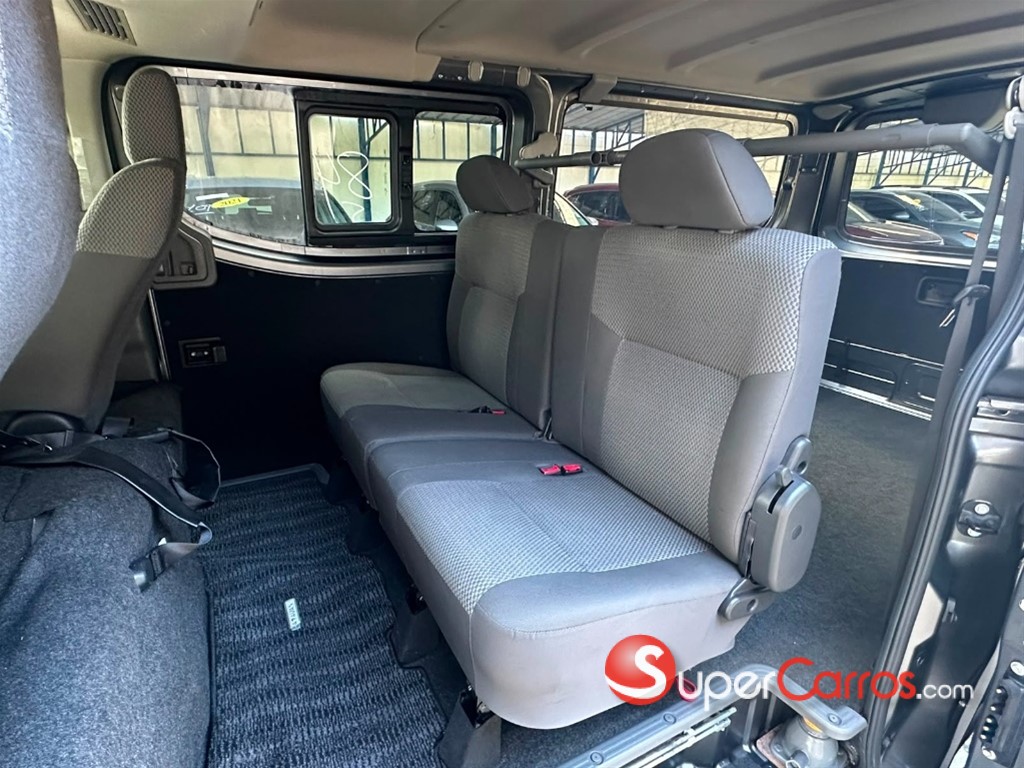 2020 Nissan Caravan — foto 6 / 12