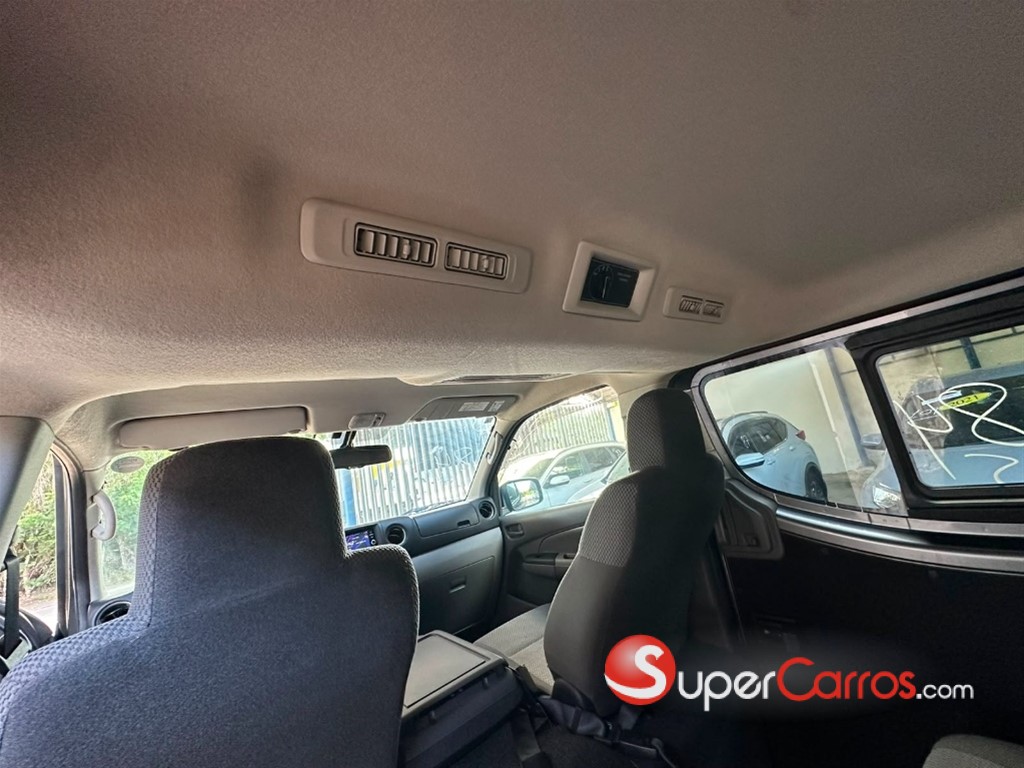 2020 Nissan Caravan — foto 10 / 12