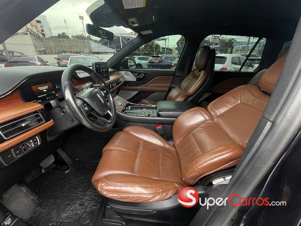 2020 Lincoln Aviator — foto 7 / 10