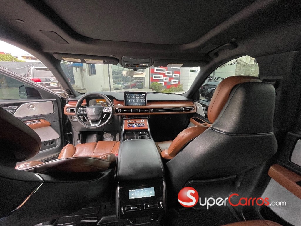 2020 Lincoln Aviator — foto 9 / 10