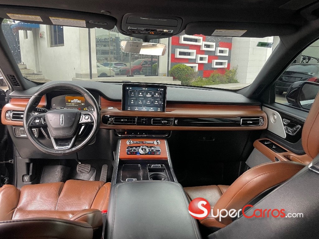 2020 Lincoln Aviator — foto 10 / 10