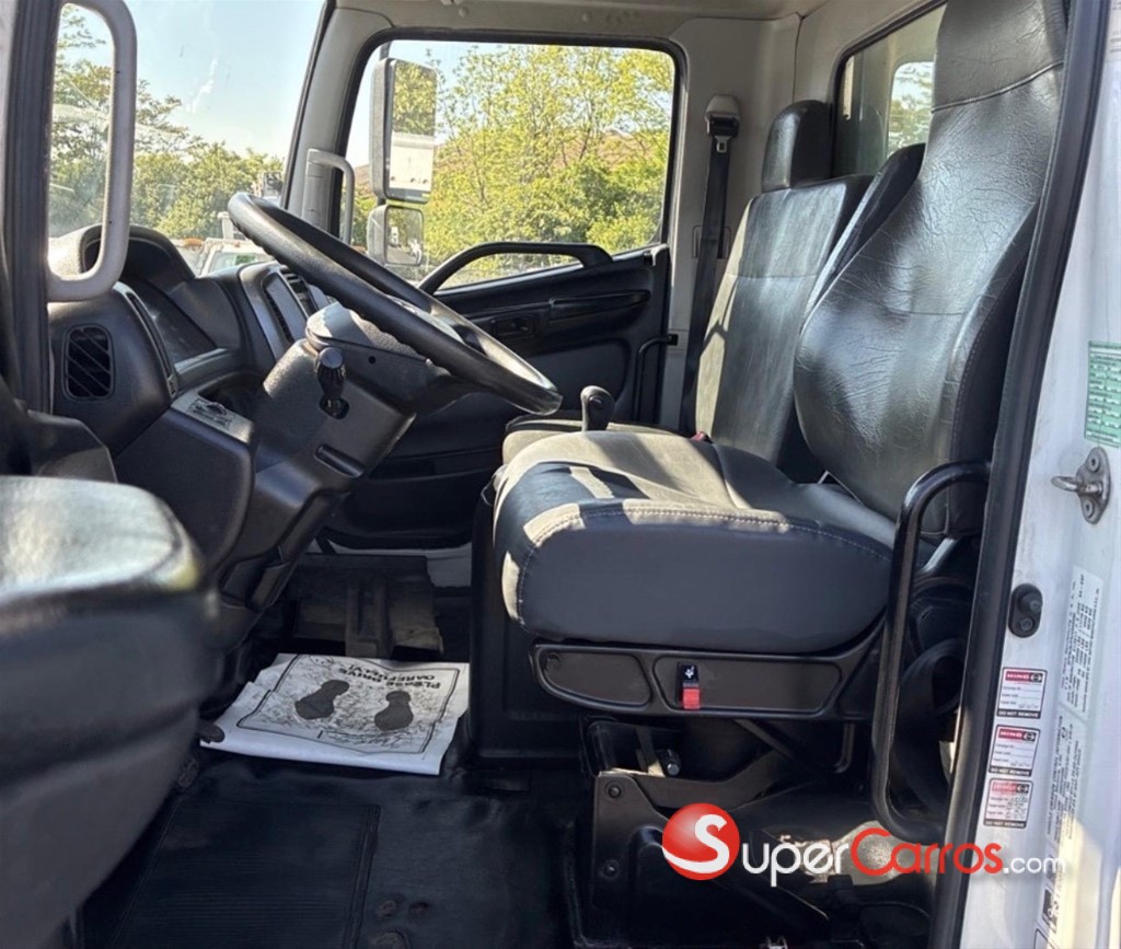 2018 Hino 268 — foto 5 / 12