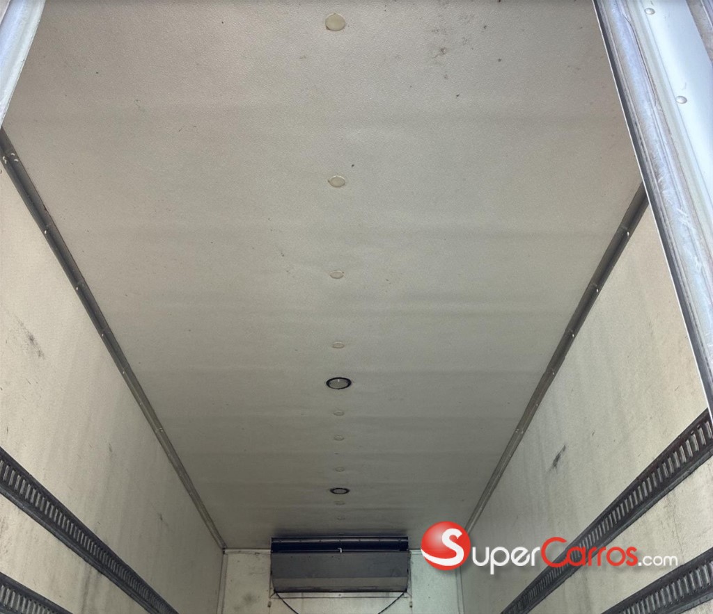 2018 Hino 268 — foto 7 / 12