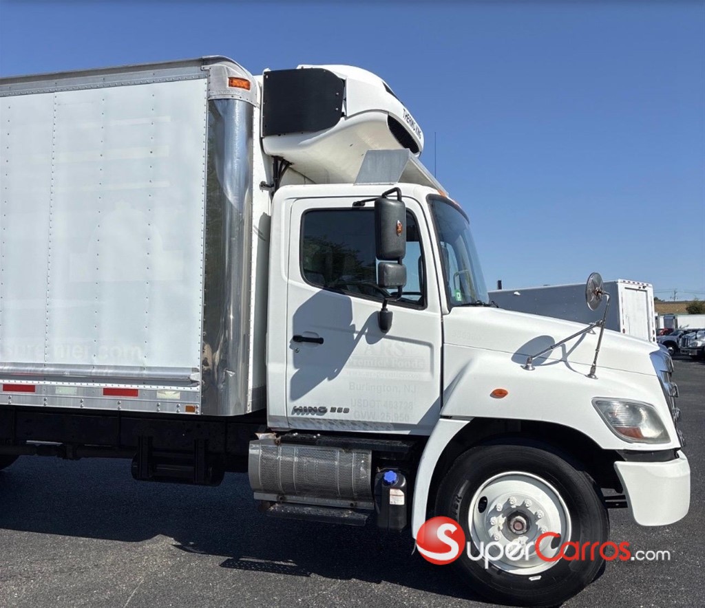 2018 Hino 268 — foto 8 / 12