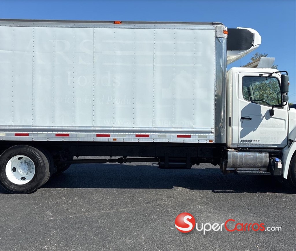 2018 Hino 268 — foto 10 / 12