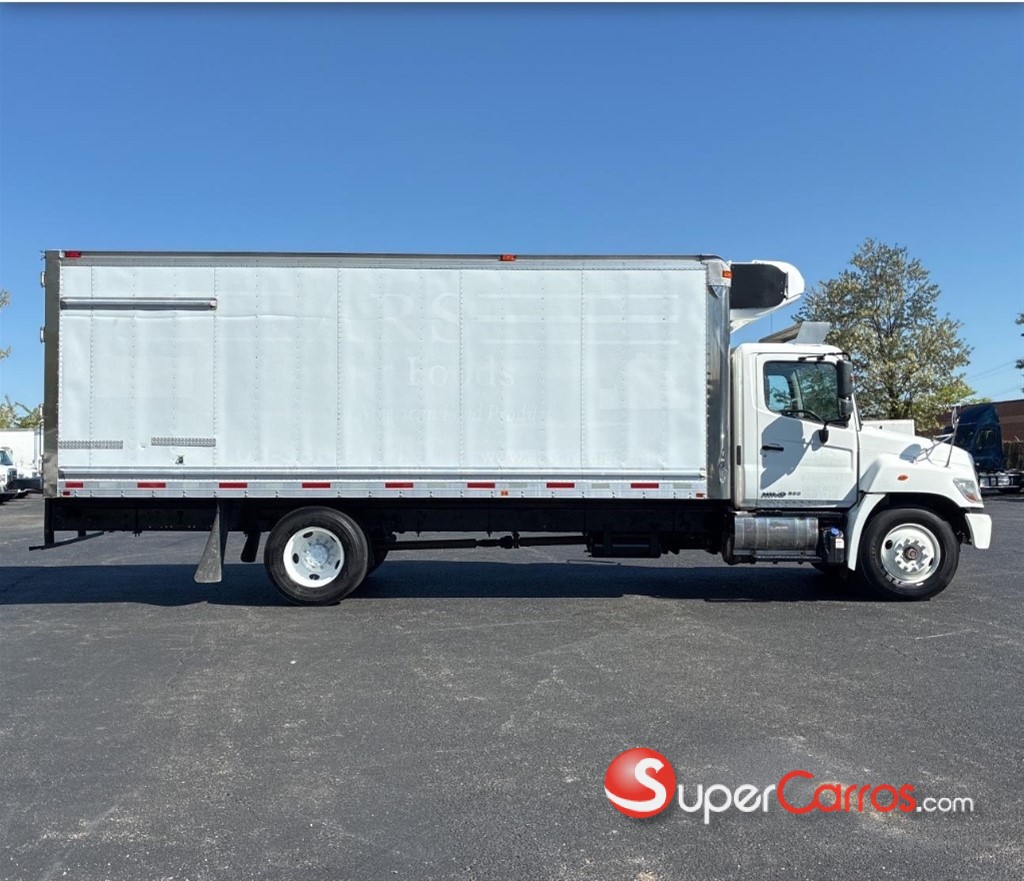 2018 Hino 268 — foto 11 / 12