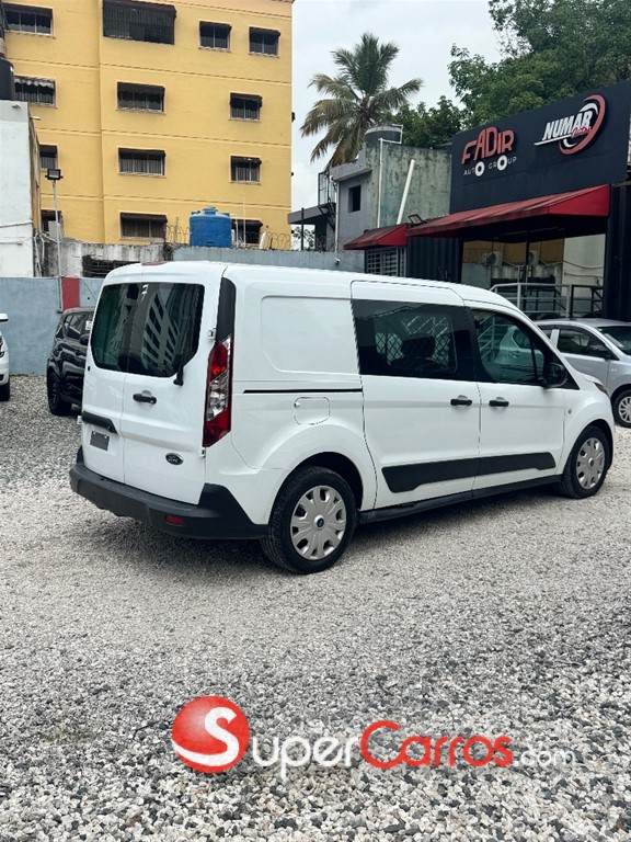 2020 Ford Transit Connect — foto 5 / 11