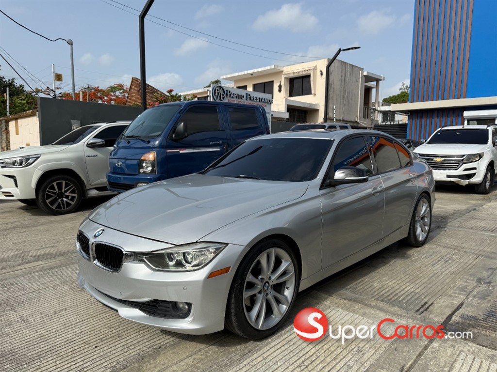2012 BMW Serie 3 328i — foto 3 / 11