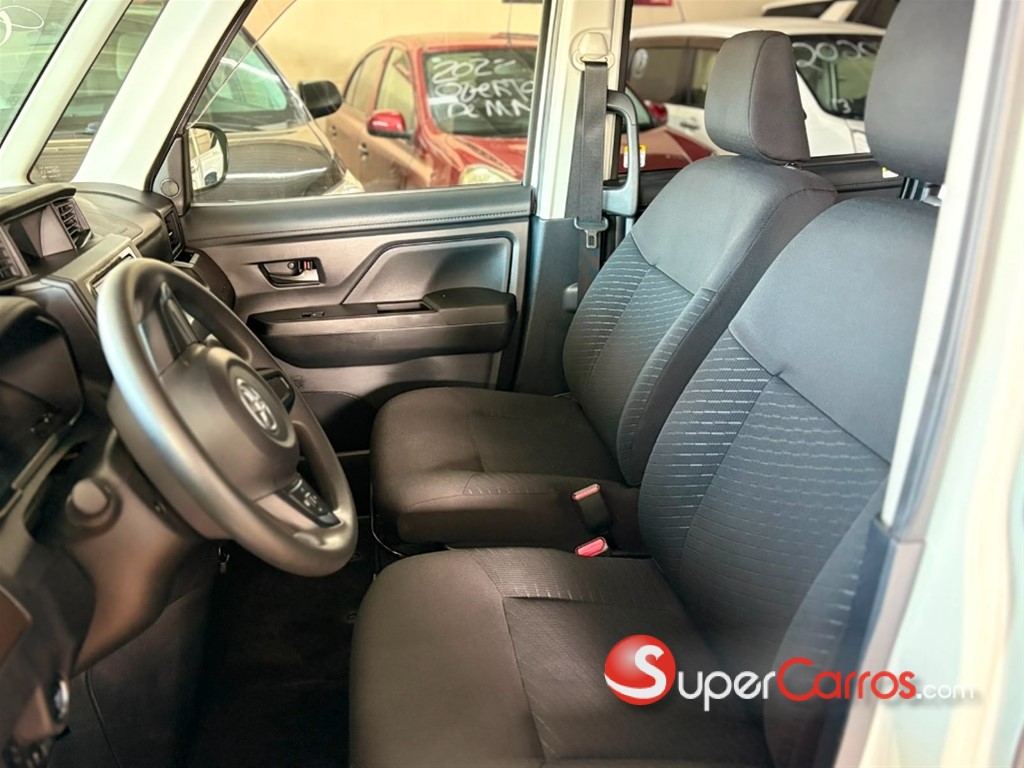 2020 Toyota Roomy — foto 10 / 11