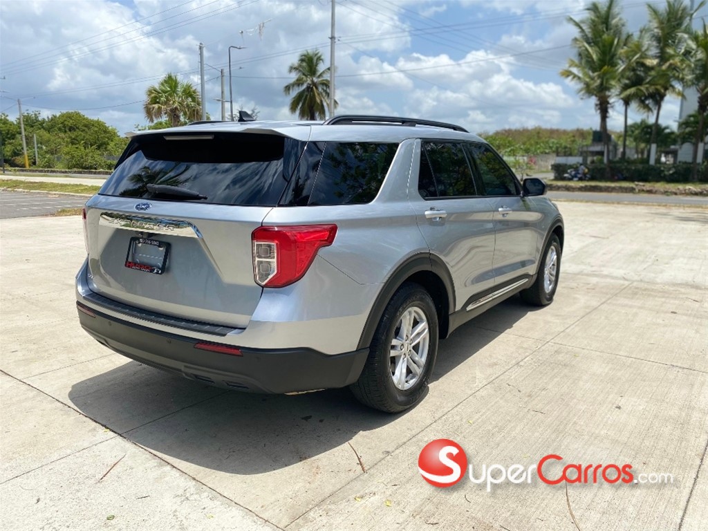 2022 Ford Explorer XLT — foto 4 / 12