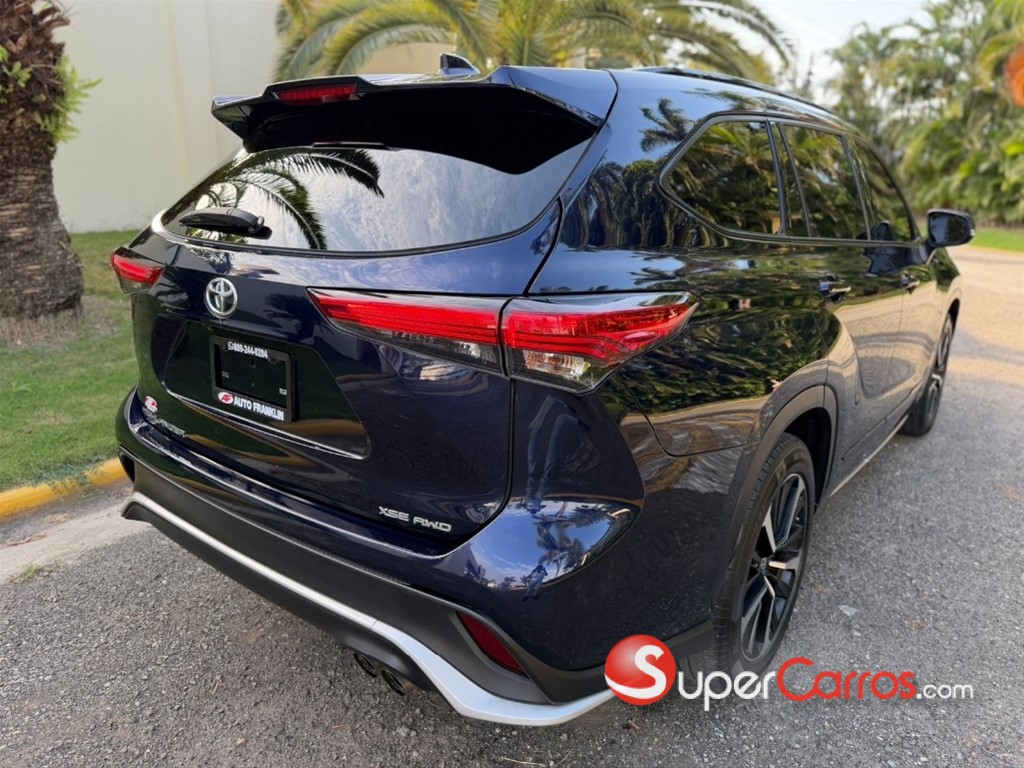 2021 Toyota Highlander XSE — foto 7 / 10