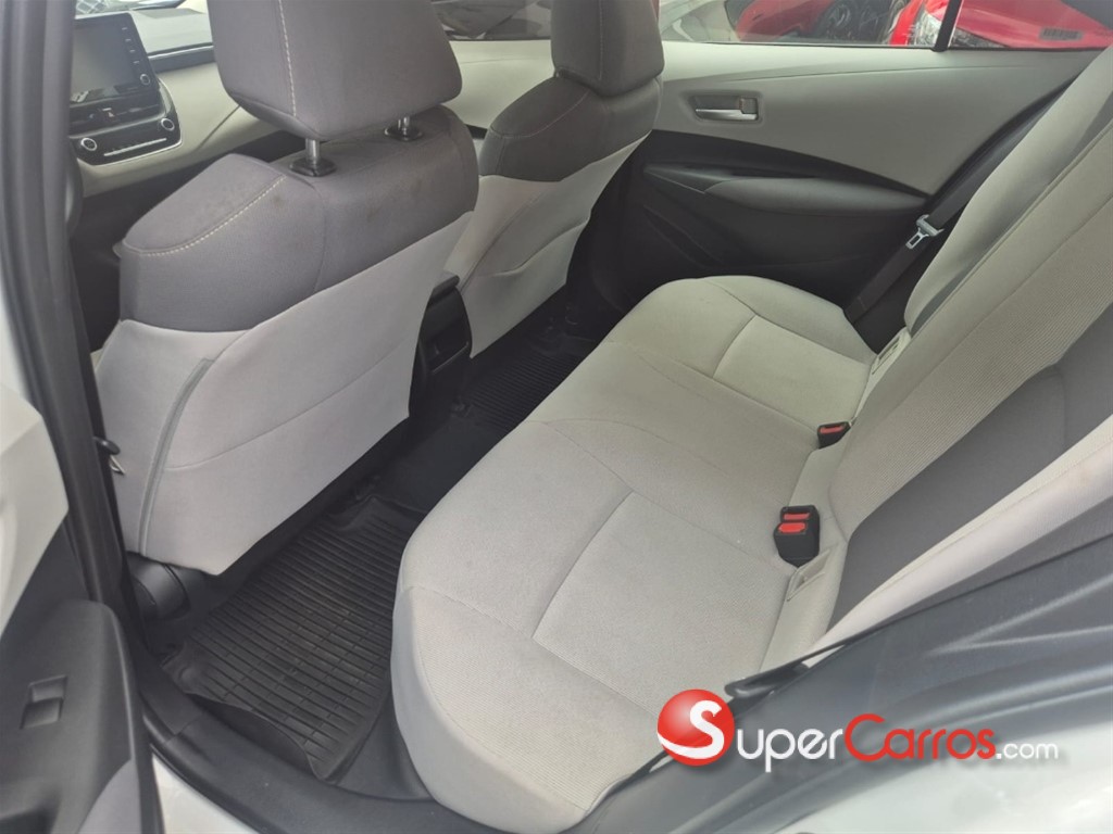 2021 Toyota Corolla LE — foto 4 / 8