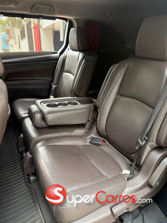 2019 Honda Odyssey EXL — foto 7 / 10