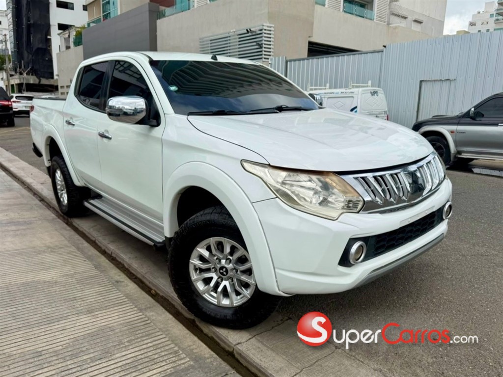 2016 Mitsubishi Motors L 200 Sportero — foto 3 / 9