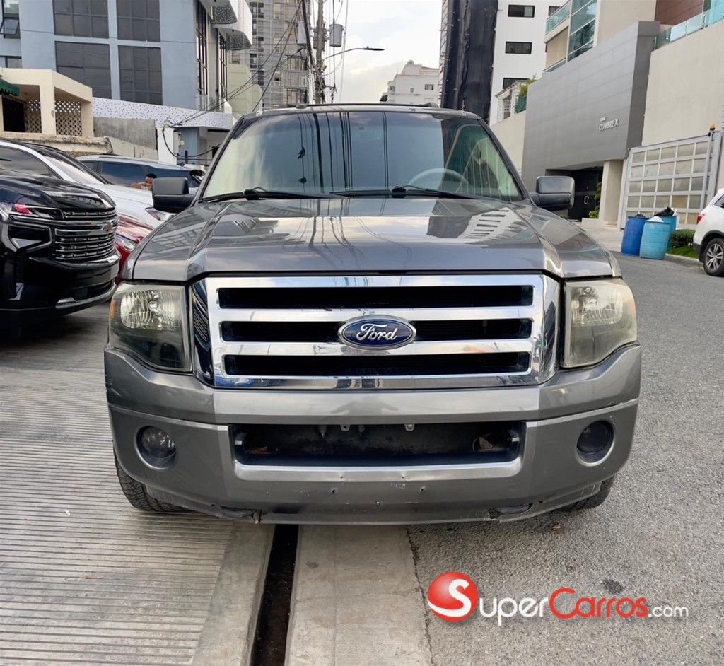 2011 Ford Expedition — foto 2 / 12