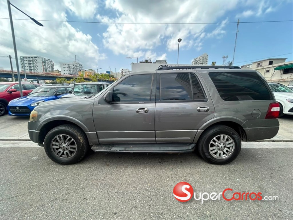 2011 Ford Expedition — foto 4 / 12
