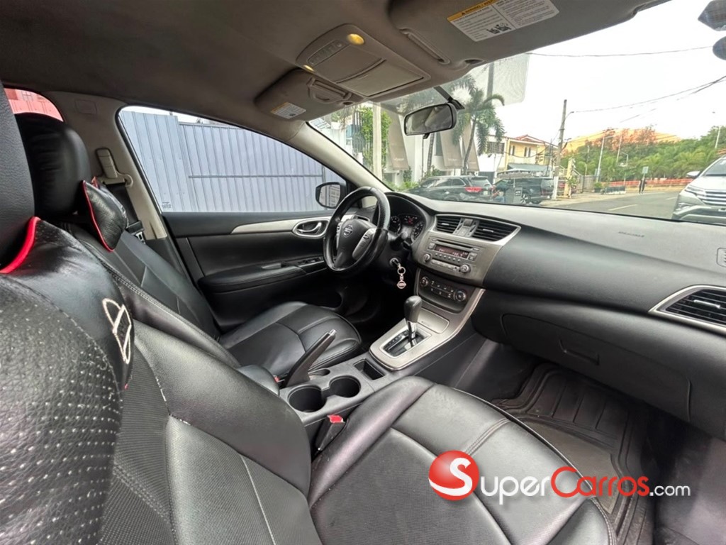 2014 Nissan Sentra SV — foto 9 / 11