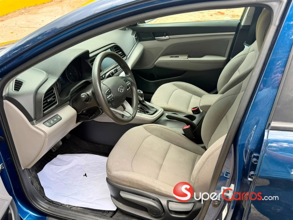 2020 Hyundai Elantra SE — foto 10 / 10