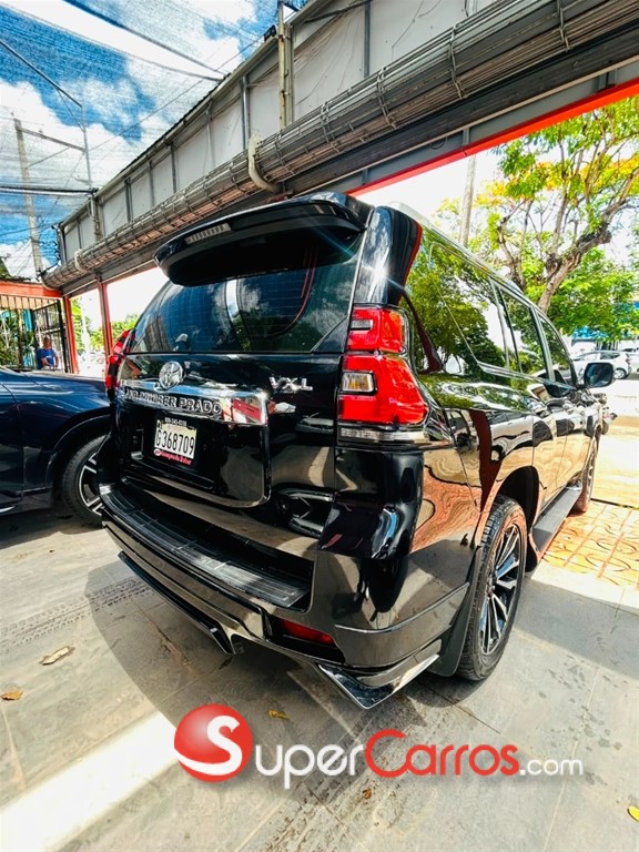 2016 Toyota Land Cruiser Prado VXL — foto 7 / 12