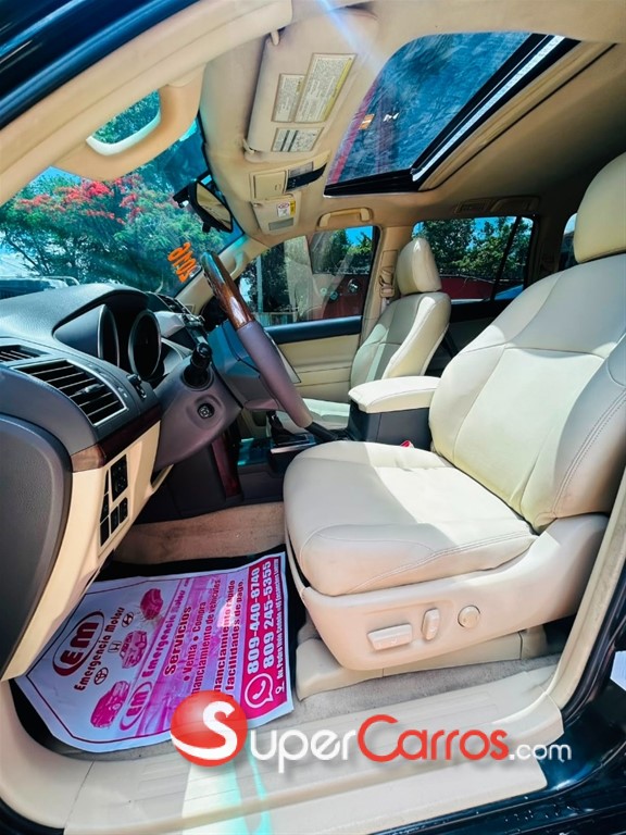 2016 Toyota Land Cruiser Prado VXL — foto 8 / 12