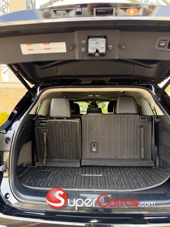 2021 Toyota Highlander XLE — foto 9 / 11