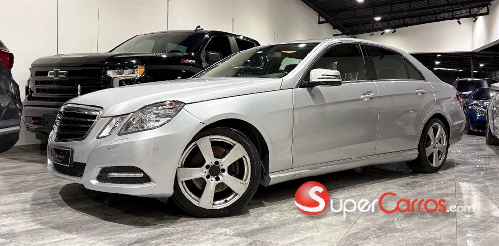 2013 Mercedes-Benz Clase E 300 — foto 2 / 12