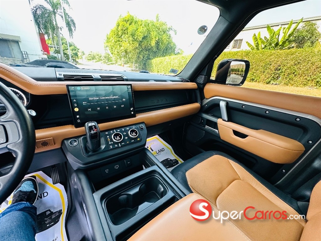 2023 Land Rover Defender — foto 10 / 12