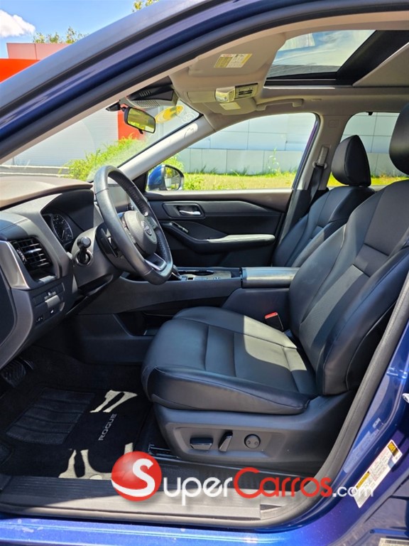 2022 Nissan Rogue SV — foto 7 / 10