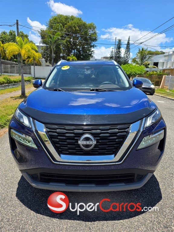 2022 Nissan Rogue SV — foto 8 / 10