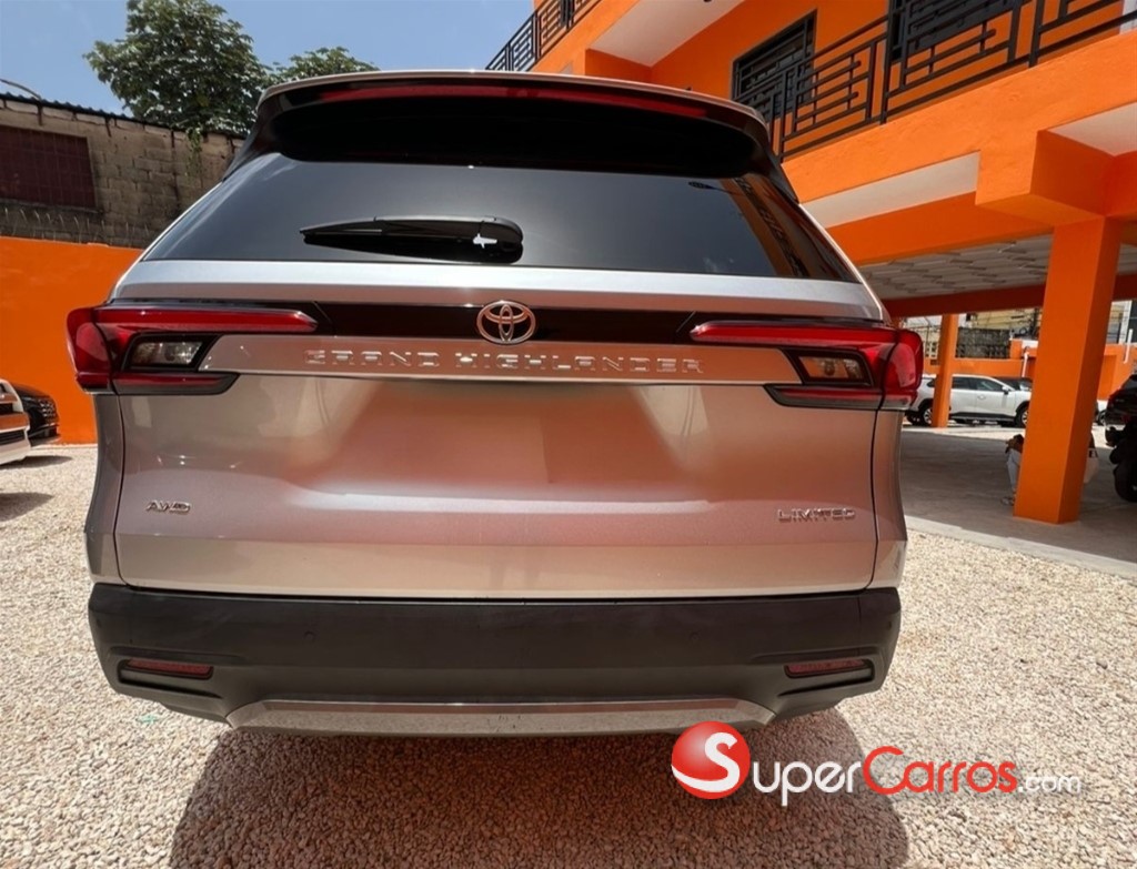 2024 Toyota Grand Highlander Limited — foto 2 / 9