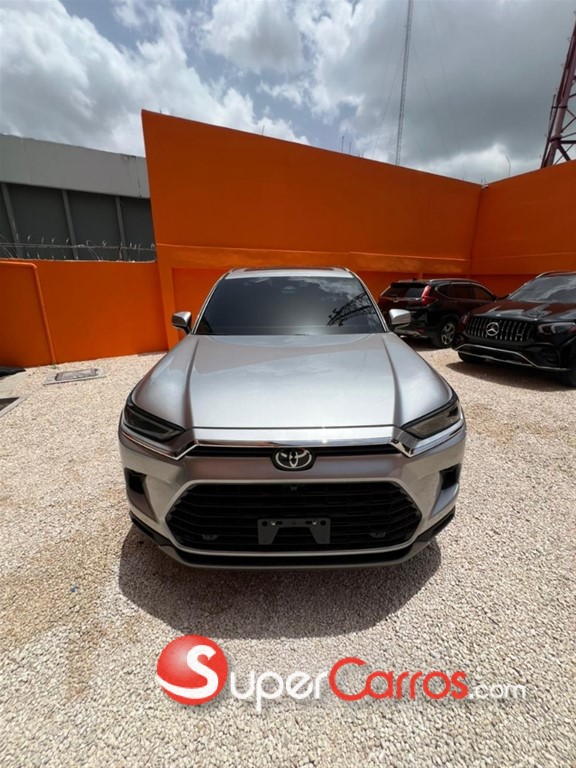 2024 Toyota Grand Highlander Limited — foto 8 / 9