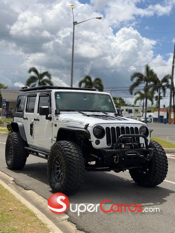 2011 Jeep Wrangler Sahara Unlimited — foto 2 / 12