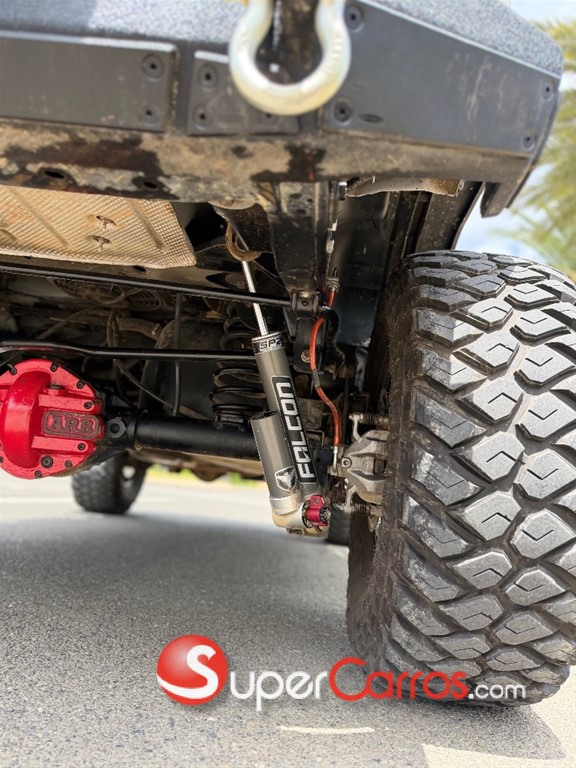 2011 Jeep Wrangler Sahara Unlimited — foto 4 / 12
