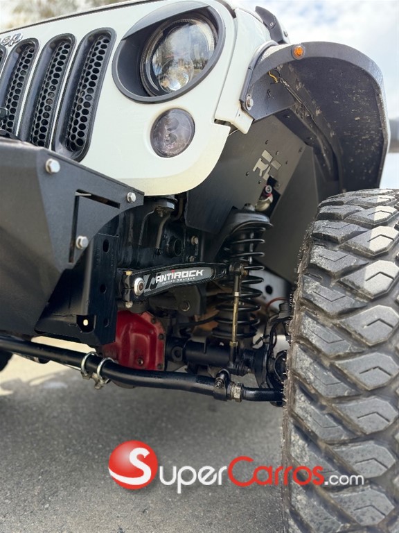 2011 Jeep Wrangler Sahara Unlimited — foto 6 / 12