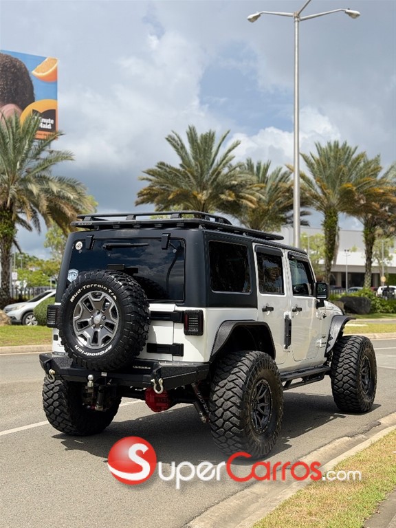 2011 Jeep Wrangler Sahara Unlimited — foto 8 / 12