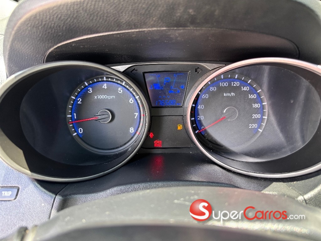 2011 Hyundai Tucson SE — foto 7 / 8