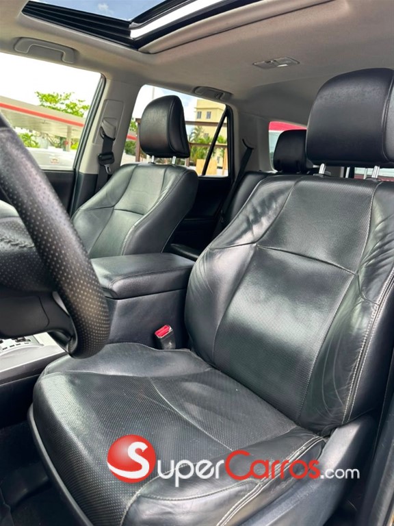 2016 Toyota 4 Runner Limited — foto 6 / 8