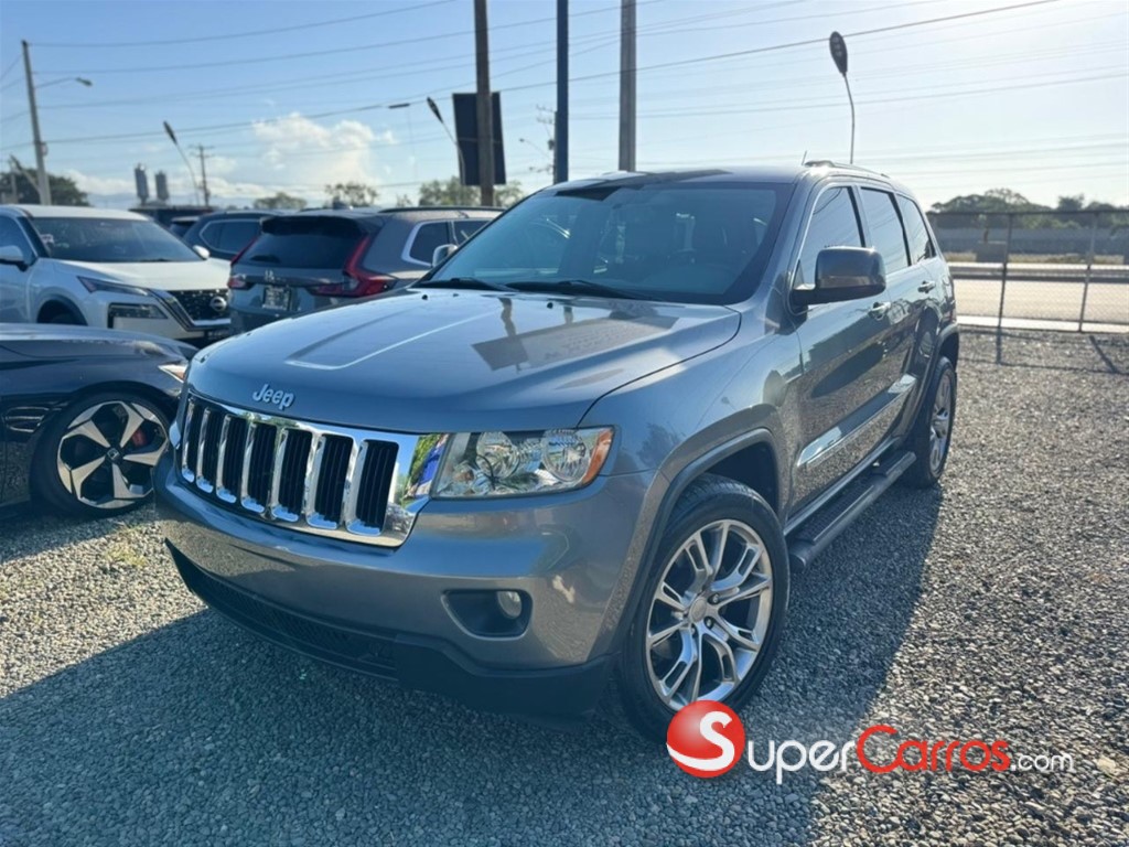 2011 Jeep Grand Cherokee Laredo — foto 2 / 11